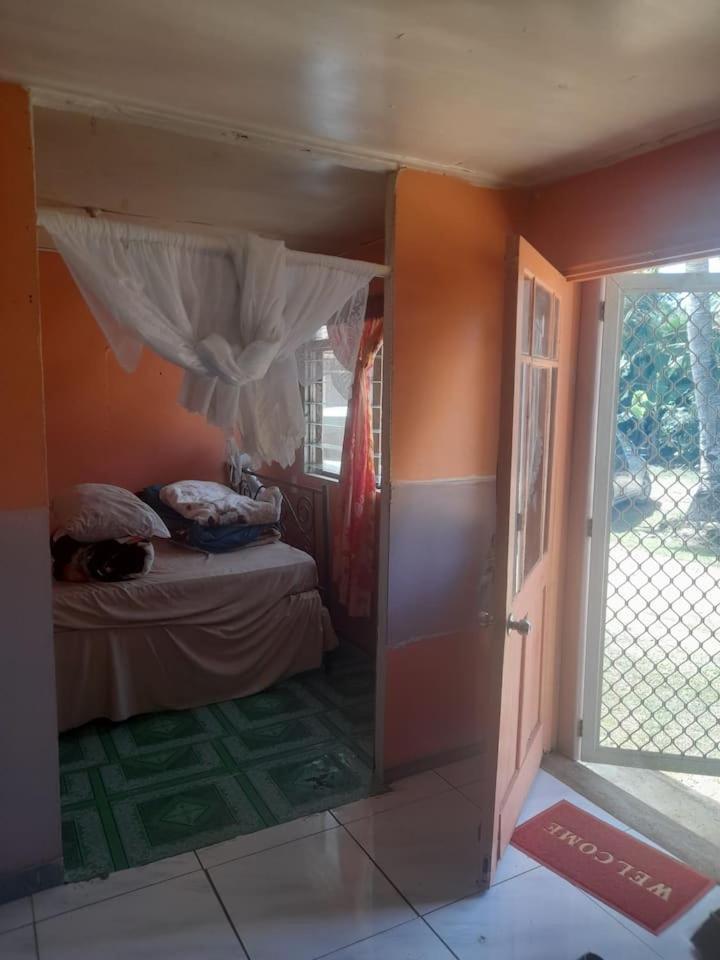 Kapeta Cabin Nuku'alofa Kültér fotó