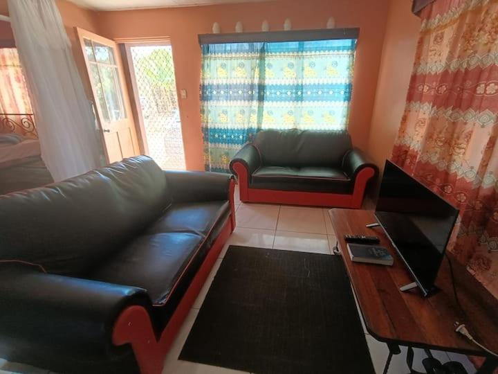 Kapeta Cabin Nuku'alofa Kültér fotó